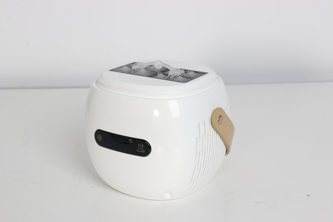 AOICE01 Mini Portable Ice Maker