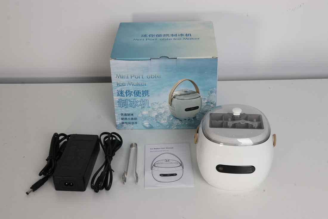 AOICE01 Mini Portable Ice Maker